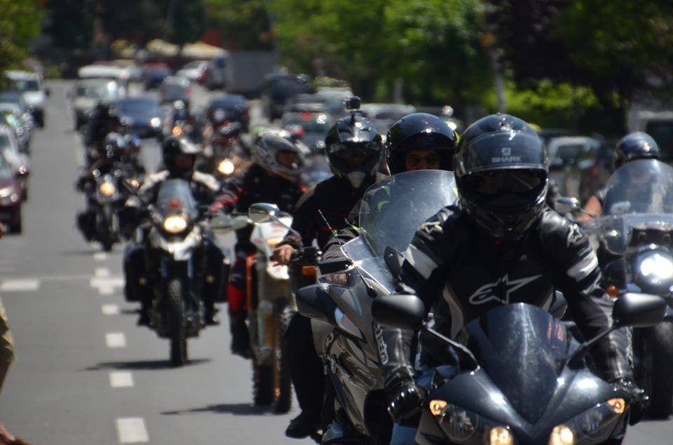 Motocicliștii vor să fie văzuți și respectați în trafic