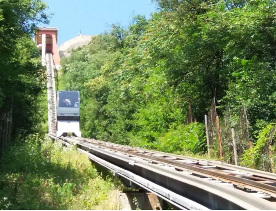 Telecabina de pe Cetatea Devei nu funcționează mâine