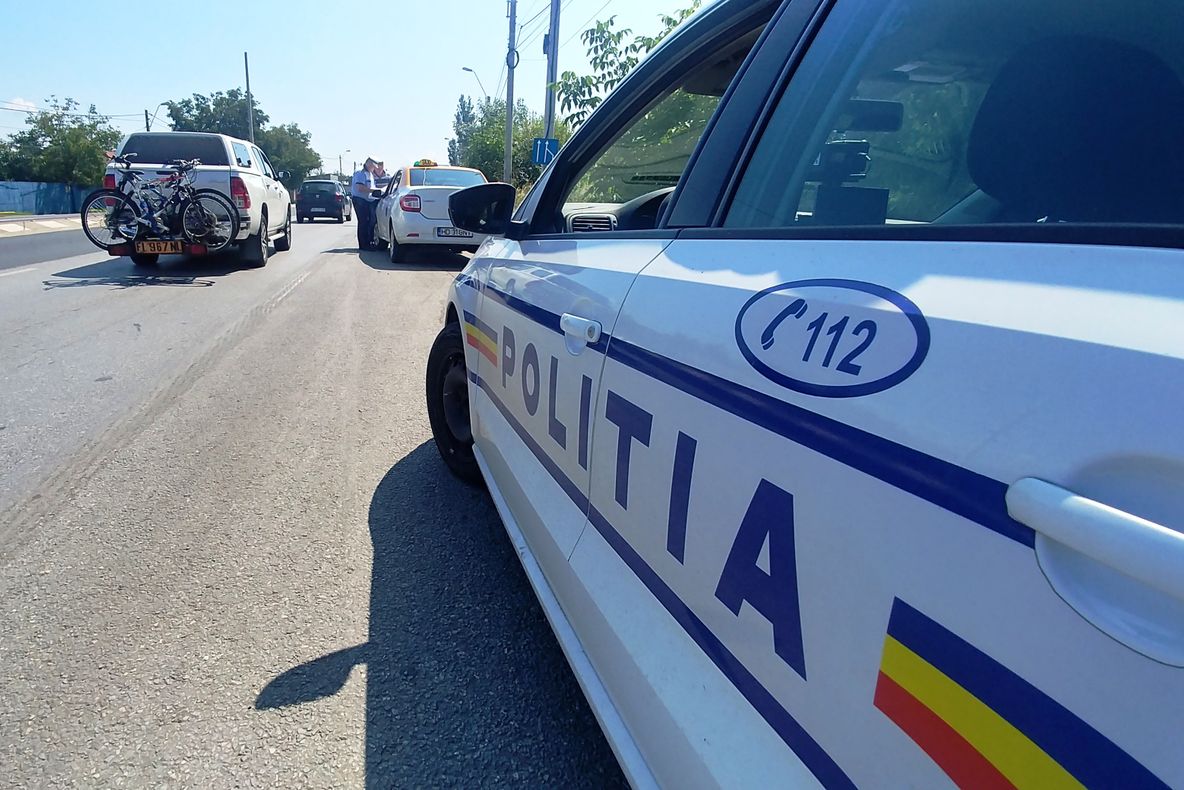 Peste 250 de poliţişti hunedoreni, la datorie de sărbătoarea Adormirii Maicii Domnului