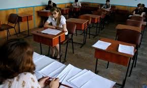 Accident și la Hunedoara. A dat cu mașina peste un biciclist după care a plecat de la fața locului