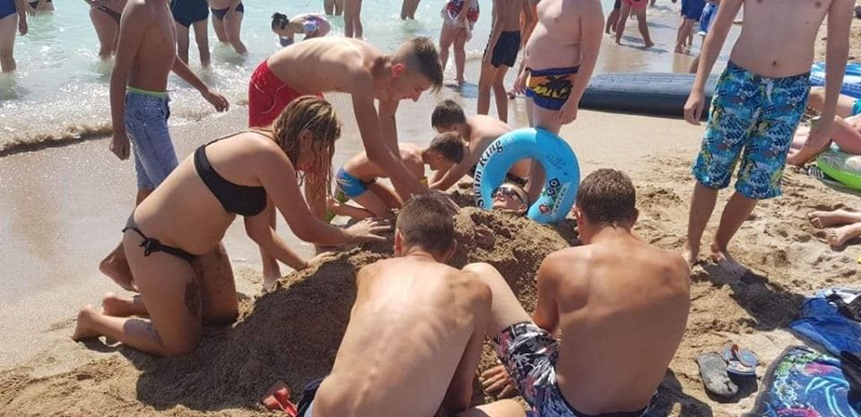 Zeci de copii au văzut pentru prima dată marea