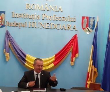 După plecarea lui Dorel Bretean, fotoliul de subprefect al judeţului Hunedoara, neocupat de nimeni
