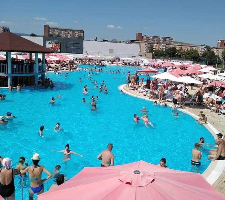 Ștrandul din Hunedoara a avut, vara aceasta, aproape 30.000 de clienți