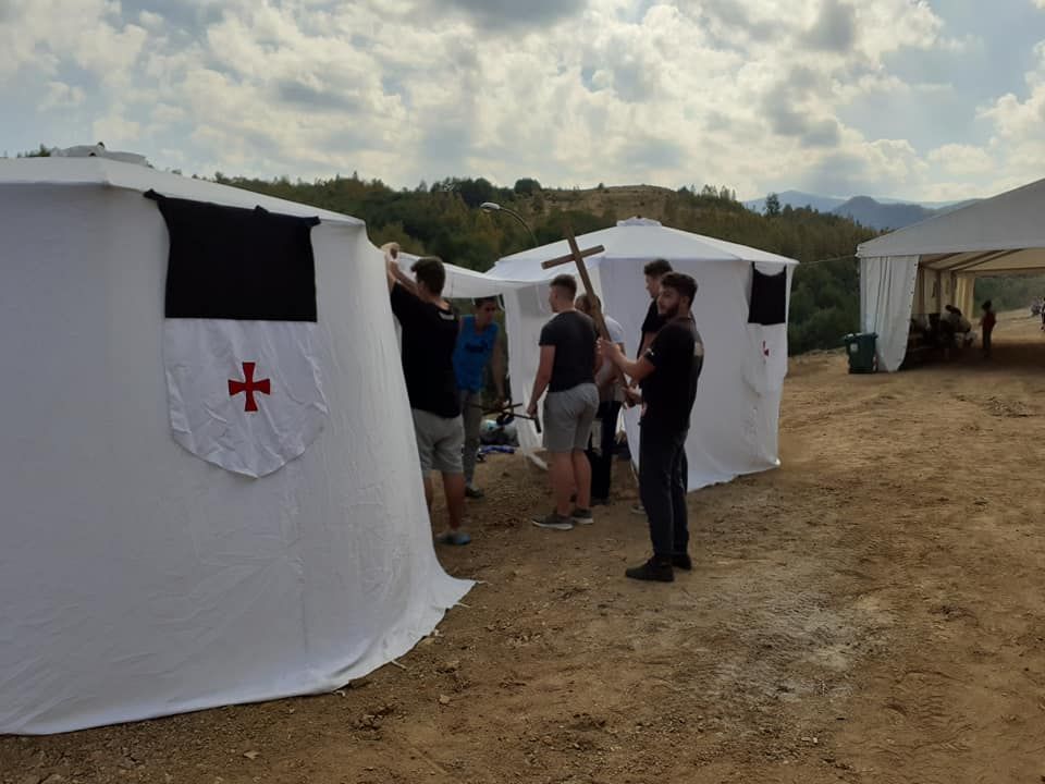 Festival la cetatea medievală Mălăiești din Ţara Haţegului