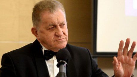 Dorel Vișan își lansează două cărți la Deva