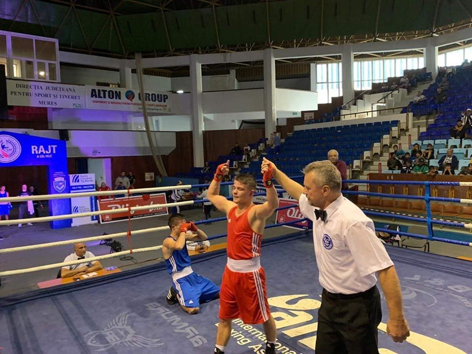 Boxerul hunedorean Cosmin Gîrleanu, campion național pentru a 11 -a oară