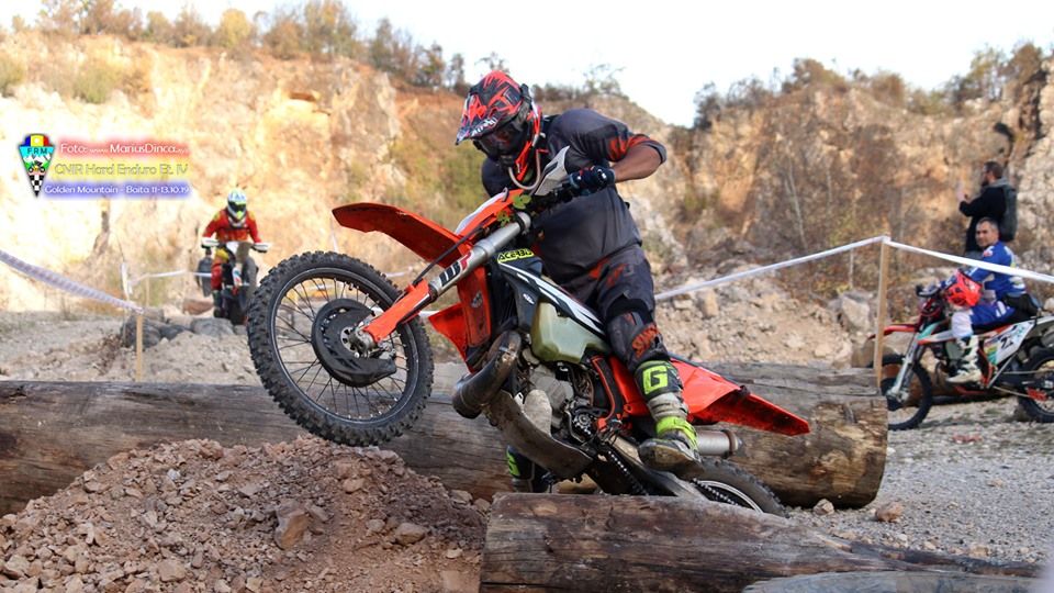 Spectacol pe două roţi pe traseele din Apuseni, la Băiţa