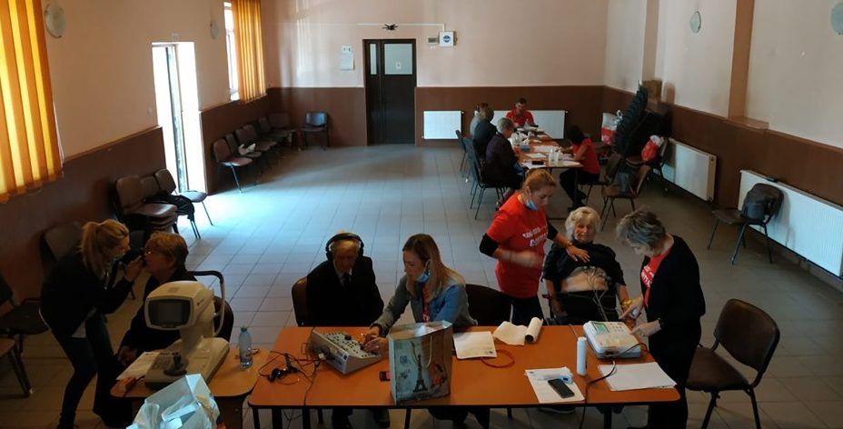 FOTO| O nouă serie de consultații gratuite, oferite de medicii din Orăștie. De data aceasta, la Beriu