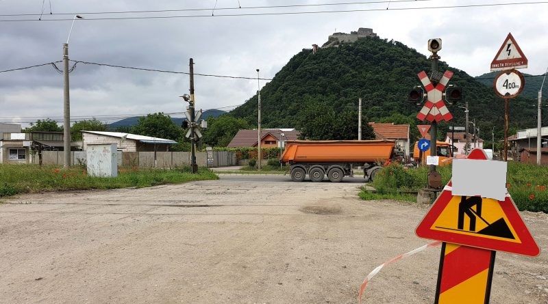 Se închide traficul rutier, timp de câteva ore, pe strada Bălata din Deva