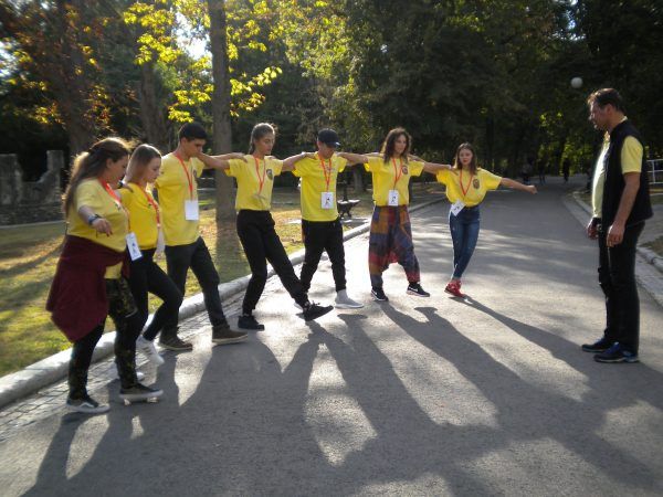 Ansamblul de dansuri Parângul din Petroșani a obținut 4 premii la Craiova