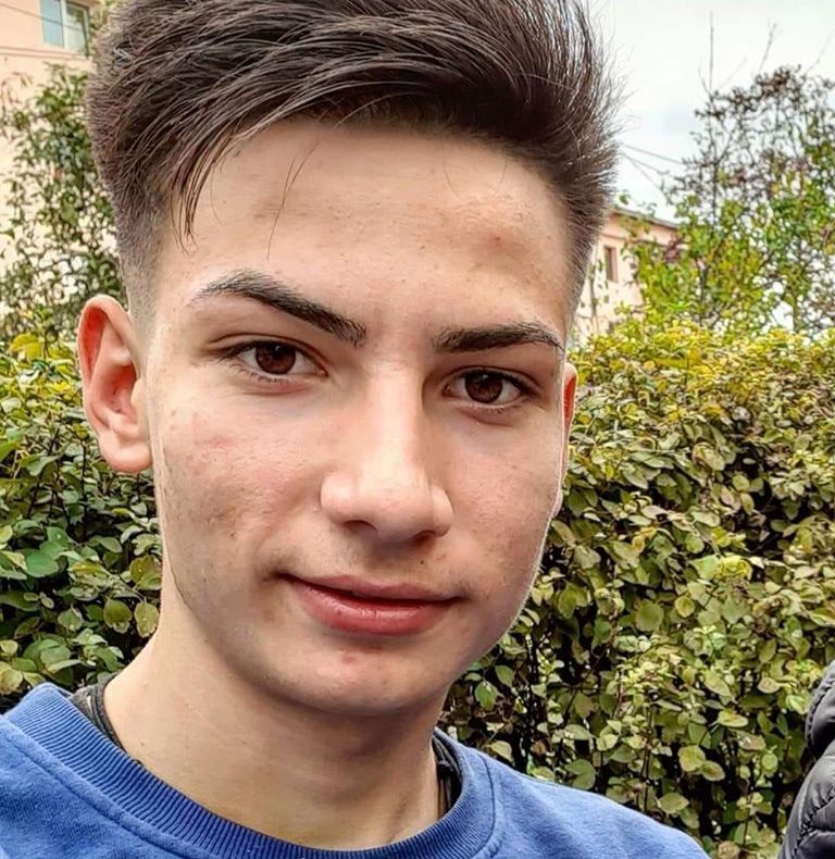 UPDATE| L-ați văzut? Hunedorean, cunoscut cu afecțiuni medicale, dat dispărut de familie