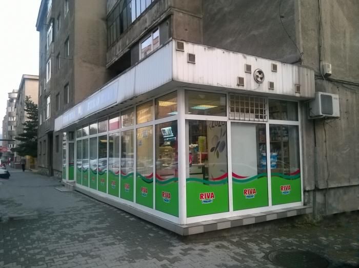 Magazinul deținut de familia unui primar a fost spart, din nou, de hoți