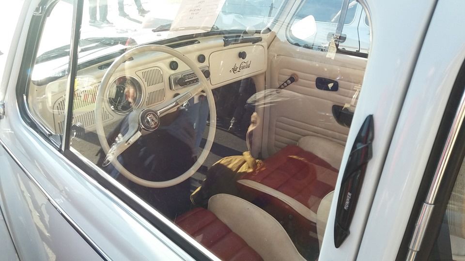 Bijuterii pe 4 roți au fost expuse la Brad