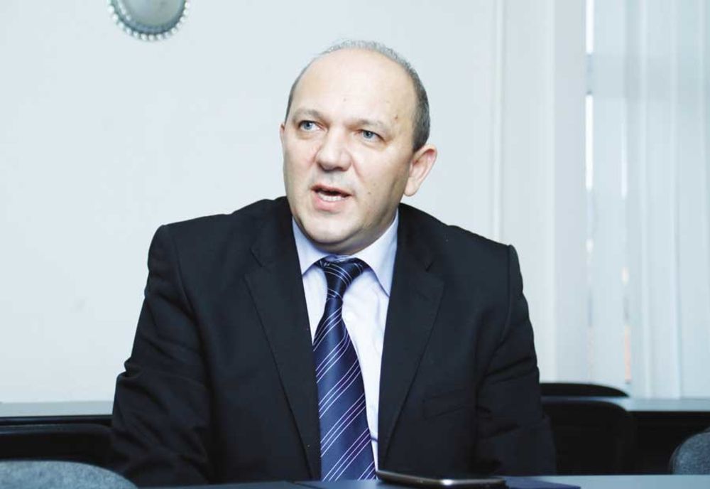 Vicepreședintele CJ Hunedoara cere demisii 