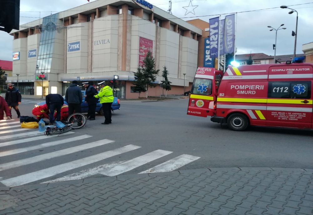 Bărbat lovit pe trecerea de pietoni