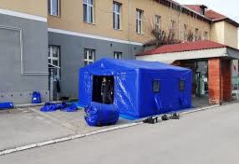 Conducerea Spitalului Judeţean de Urgenţă din Deva face apel la oameni să nu mai vină la spital decât în cazuri de urgență