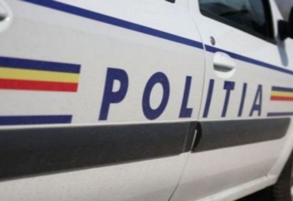 Patru bărbați din Orăștie, reținuți de polițiștii bistrițeni, după ce au răpit o femeie dintr-o locuință din Sângeorz Băi
