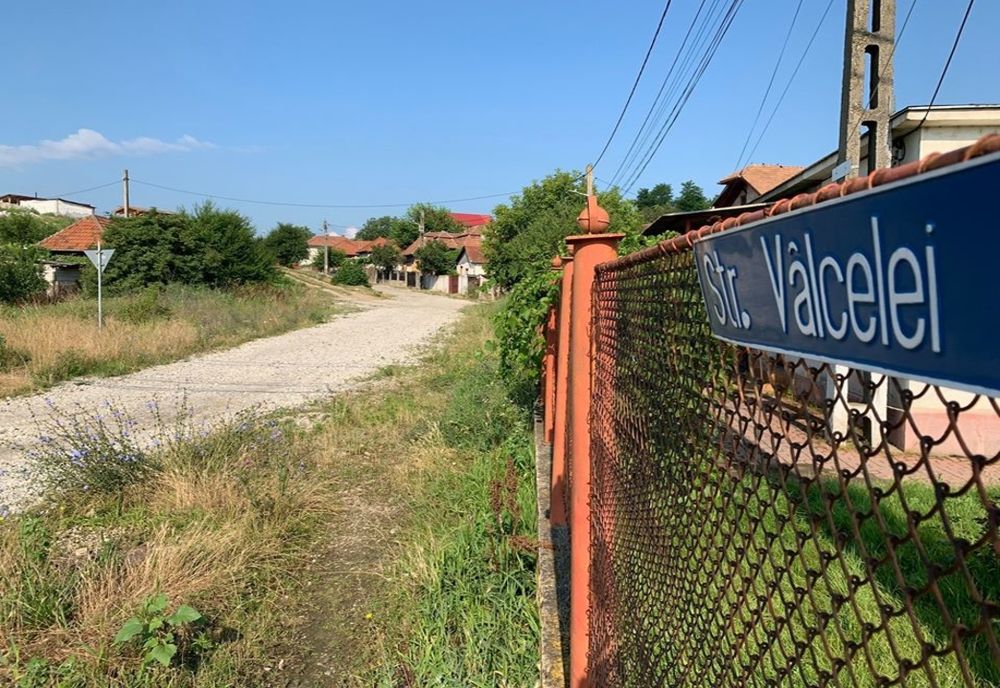 Străzi modernizate într-un sat de lângă Deva