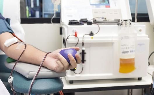 Tânără însăcinată, bolnavă de coronavirus, salvată de un donator de plasmă