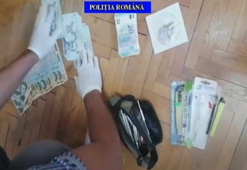 Comercianți din Hunedoara, înșelați cu bani falși