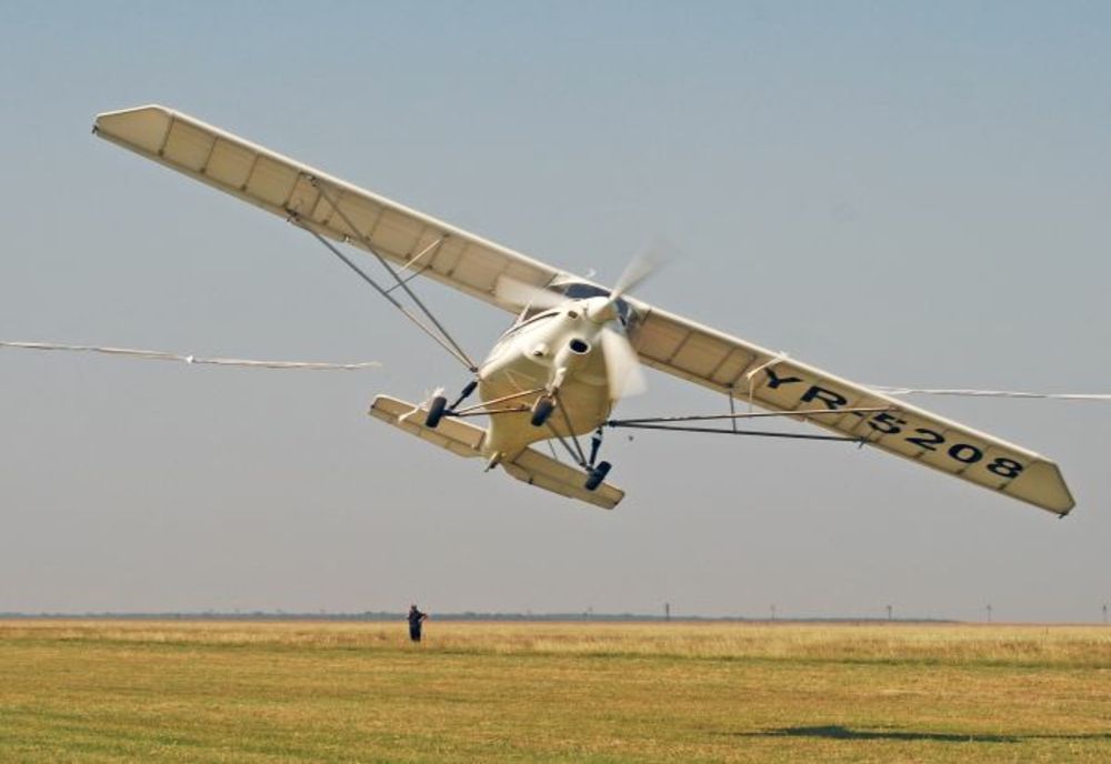 Un pilot de linie vrea să construiască un aerodrom la Petrila
