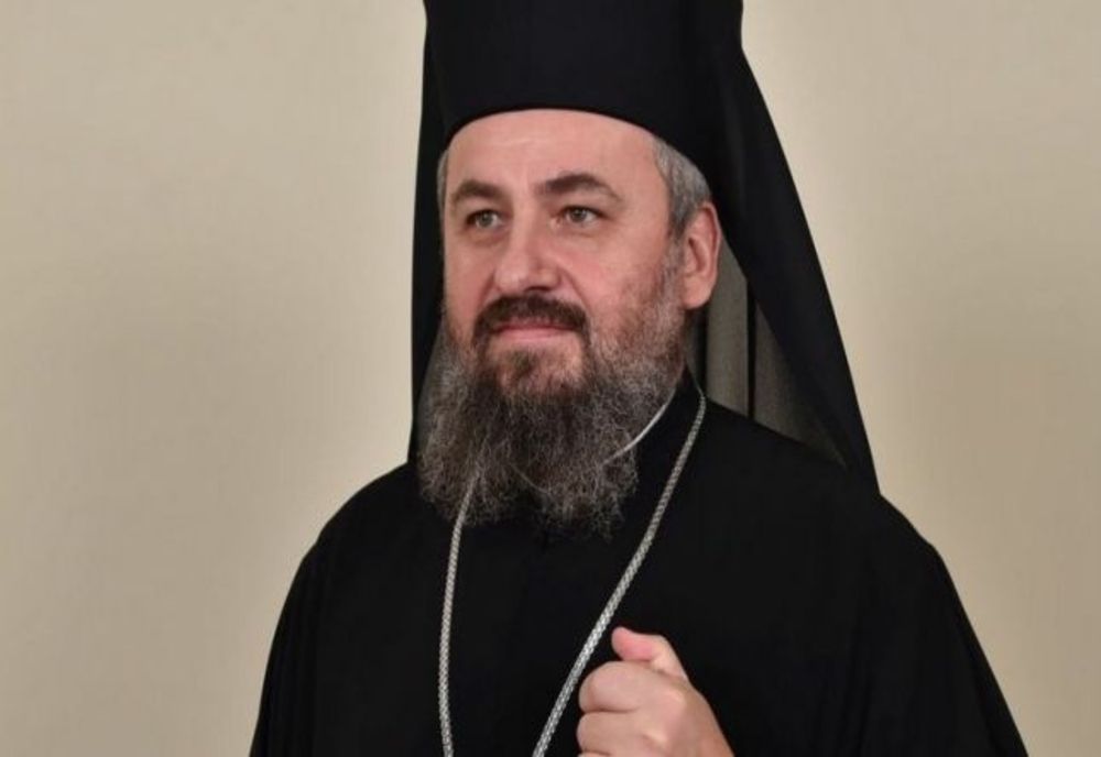 Episcopul Devei şi Hunedoarei este internat la ATI, bolnav de COVID-19
