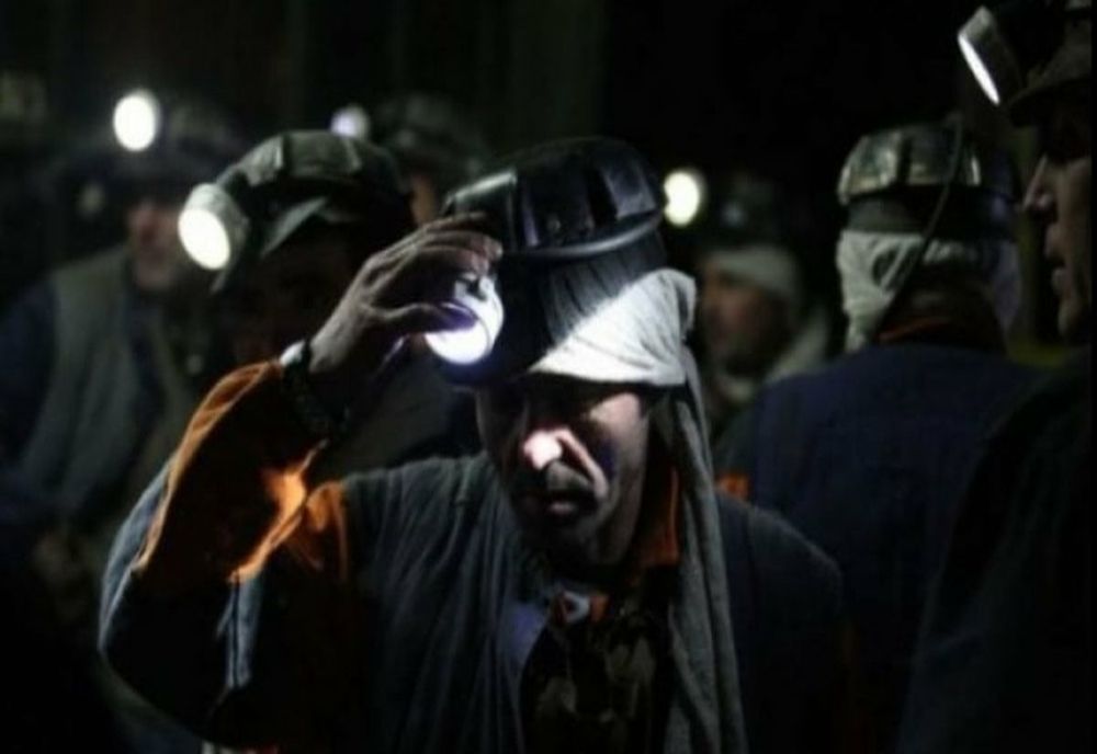 Probleme mari cu banii pentru mineri, salariile pentru luna februarie nu sunt sigure