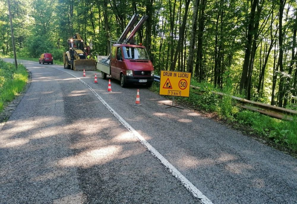 Lucrările de reparaţii pe DN 7A Petroşani-Voineasa au fost finalizate