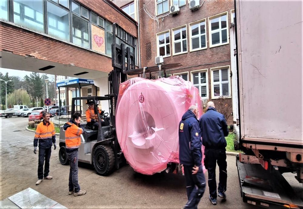 RMN-ul achiziţionat pentru Spitalul Municipal Hunedoara a ajuns la destinaţie