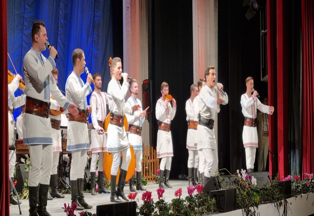 Spectacolul de redeschidere a Casei de Cultură din Hunedoara