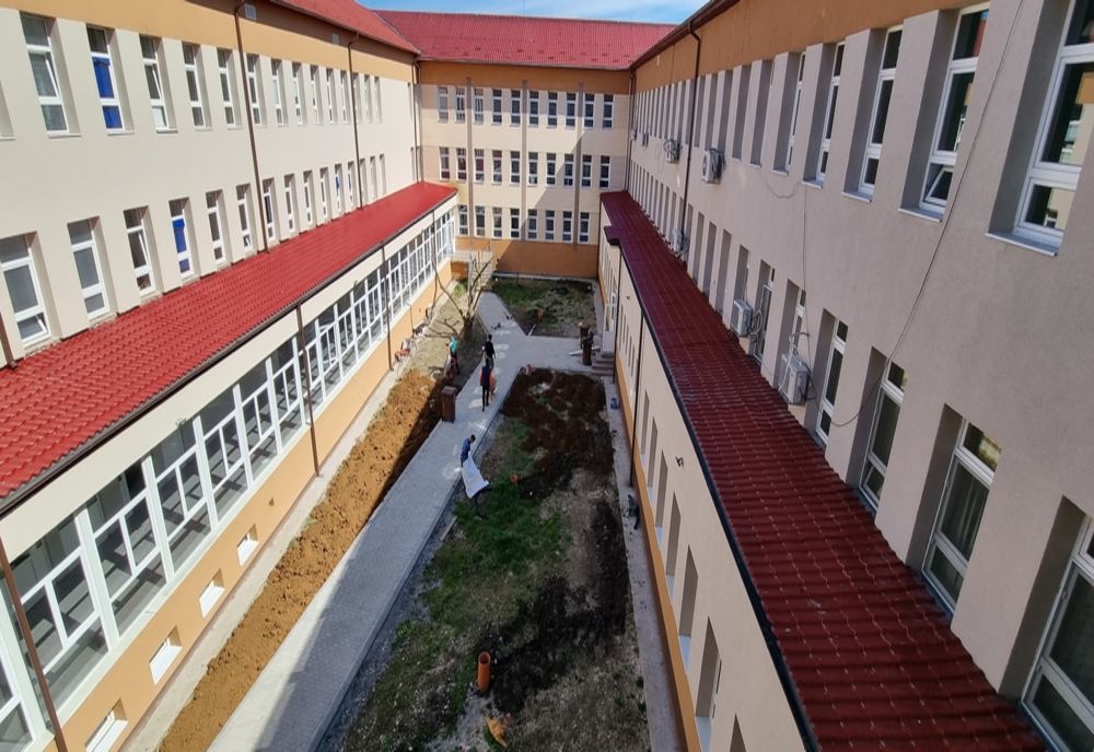 Reabilitarea şi modernizarea Policlinicii din Hunedoara e aproape gata