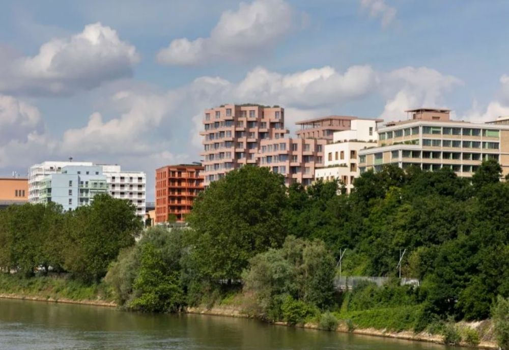 JO 2024: SATUL OLIMPIC S-A DESCHIS PENTRU DELEGAȚIILE SPORTIVE