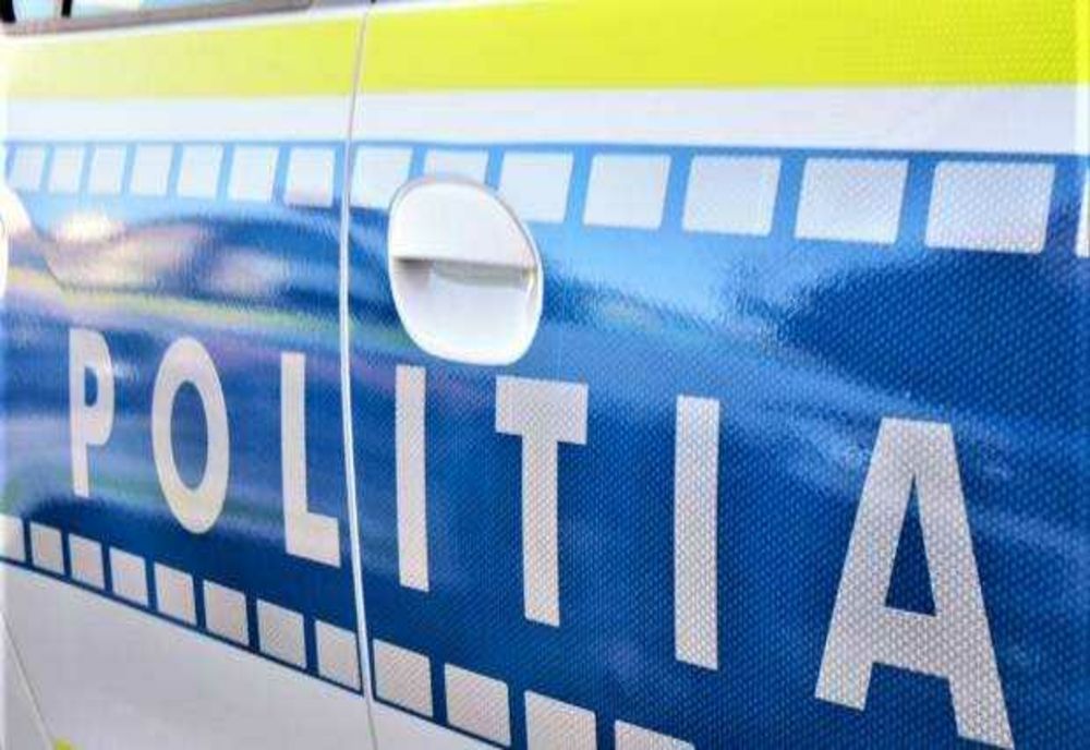 O FEMEIE ȘI-A TÂLHĂRIT MAMA ȘI FRATELE ÎN PLINĂ STRADĂ, LA TURDA. A FOST ARESTATĂ PENTRU 30 DE ZILE 