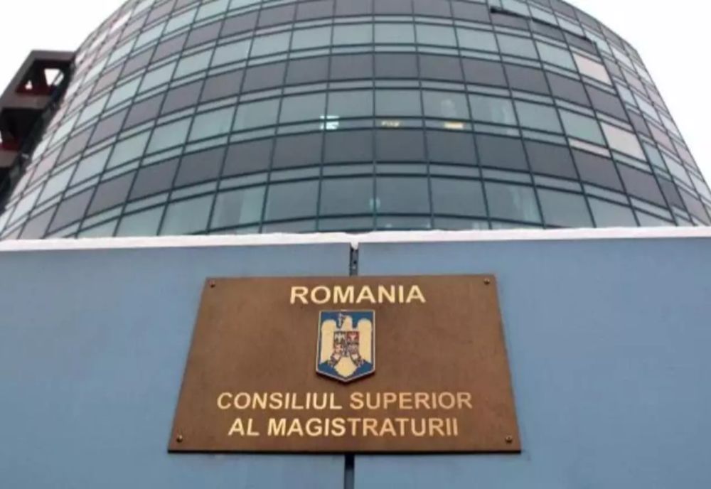 Lovitură dură pentru Guvernul Bolojan! CSM RESPINGE și noua variantă privind pensiile speciale