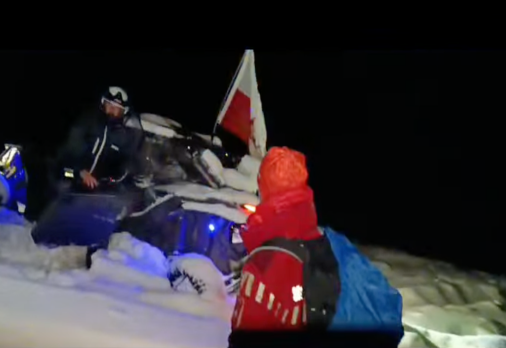 PATRU TURIȘTI POLONEZI, SALVAȚI DUPĂ CE AU RĂMAS BLOCAȚI ÎN MUNȚII PARÂNG