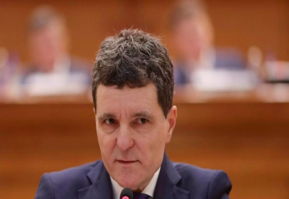 Au trecut 6 luni cu Nicușor Dan la Cotroceni. Bilanț plin de promisiuni încălcate: TVA mărit, scumpiri și relații reci cu americanii