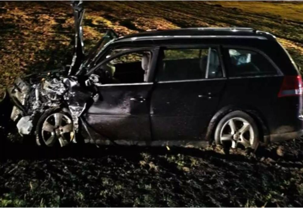 Accident rutier grav în județul Hunedoara. Opt persoane, între care doi copii, au fost rănite