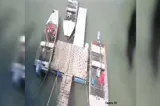 Incident pe brațul Sulina: o navă de marfă a eșuat la mal. Mai multe ambarcațiuni, lovite