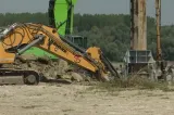 Operațiunea de pe brațul Bala al Dunării se reia astăzi, la ora 10. Patru barje urmează să fie scufundate