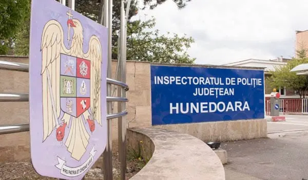 Se fac angajări la poliţie. Cinci posturi de ofiţer, scoase la concurs de IPJ Hunedoara