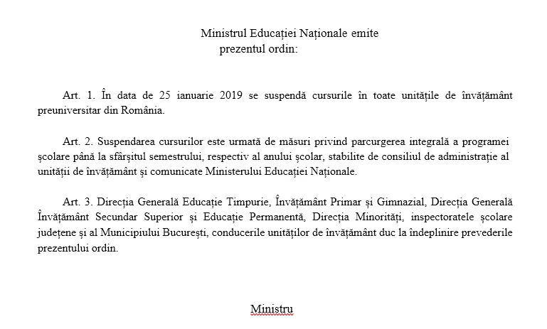 Accident pe podul de la Șoimuș. Trei mașini, implicate