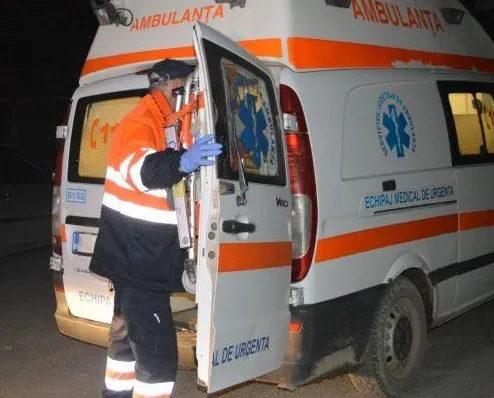 dd56d8aa-ambulanta-noaptea