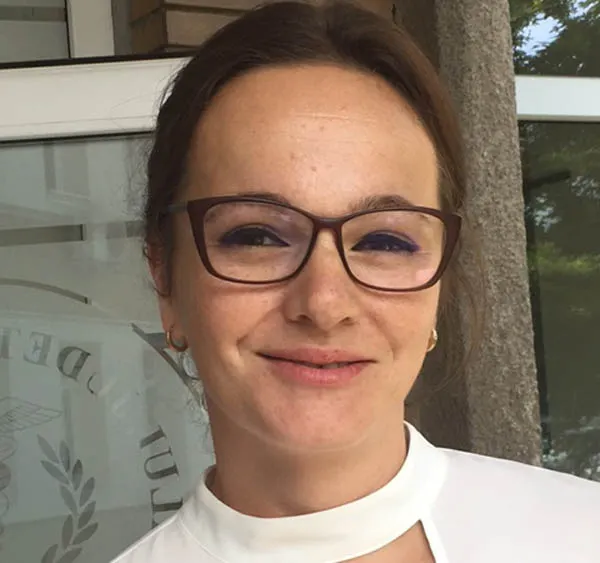 adina-pera-stefanie