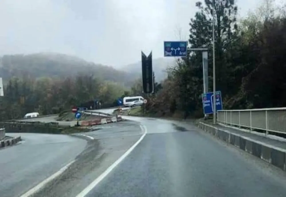 Controverse pe seama unui indicator rutier care ar putea crea o confuzie periculoasă