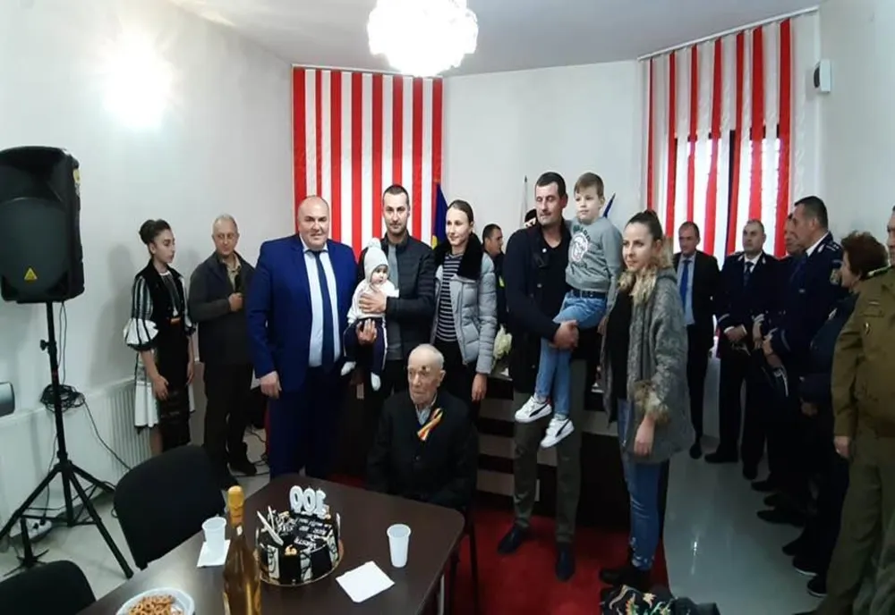 Aniversarea de 100 de ani, marcată în sânul comunității