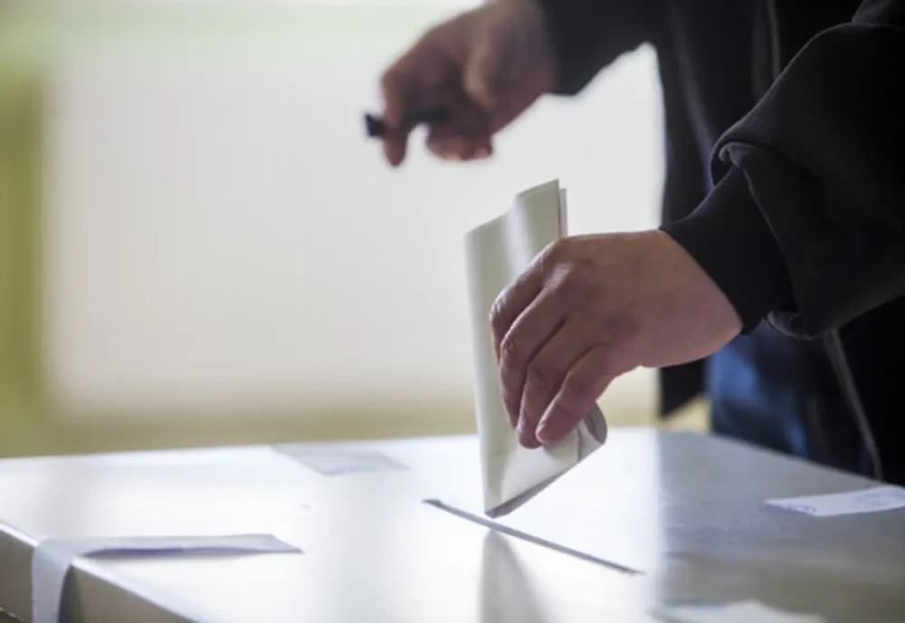 Alegeri prezidențiale: 43,06 la sută, participarea la urne, la ora 18:00, în judeţul Hunedoara 