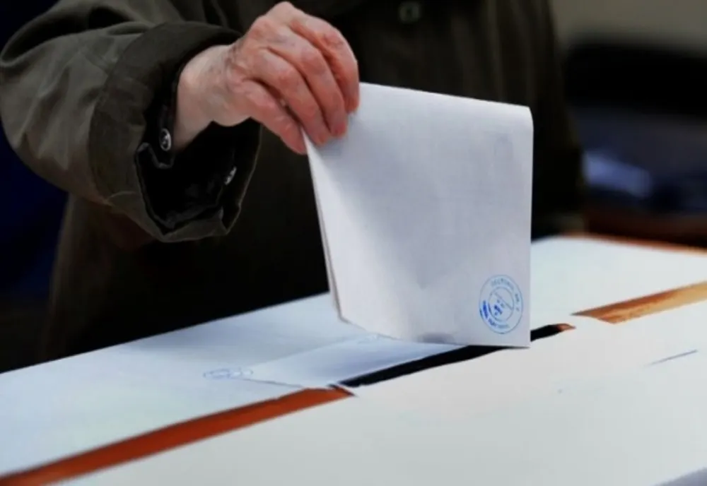 Peste 100 la sută, prezenţa la vot într-o secţie din judeţul Hunedoara. Află unde 
