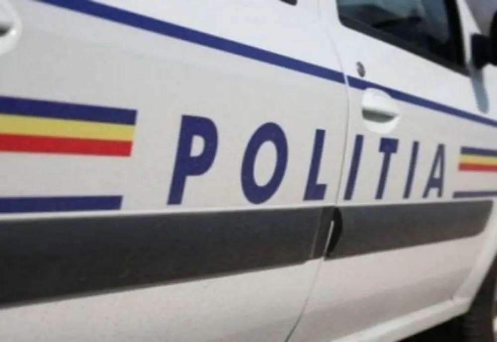 Patru bărbați din Orăștie, reținuți de polițiștii bistrițeni, după ce au răpit o femeie dintr-o locuință din Sângeorz Băi