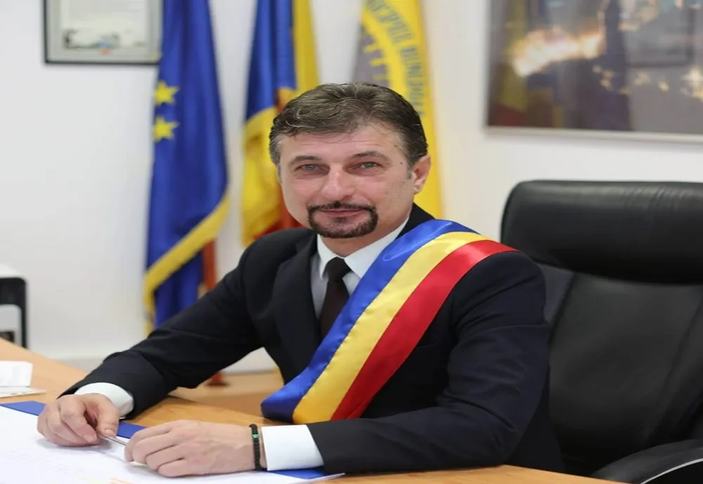 Primarul Hunedoarei acuză: banii de la Guvern se dau pe criterii politice