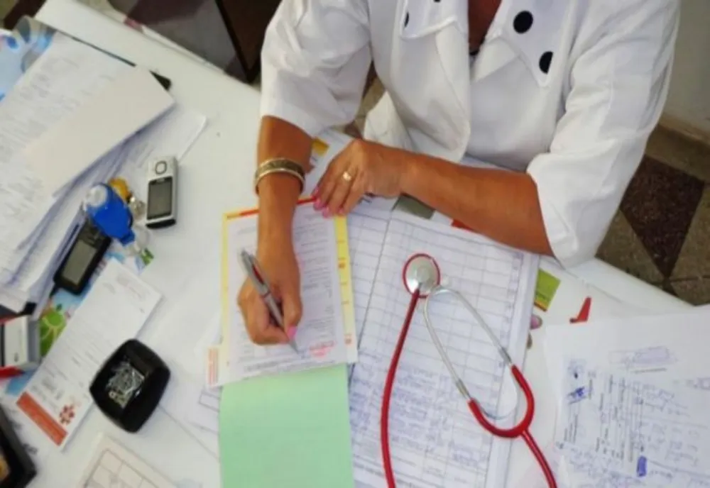 Dotări pentru cabinetele medicale școlare din Deva